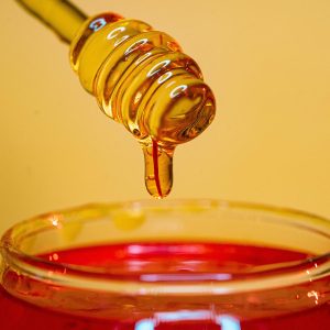4-keutamaan-madu-dalam-sunnah.jpg